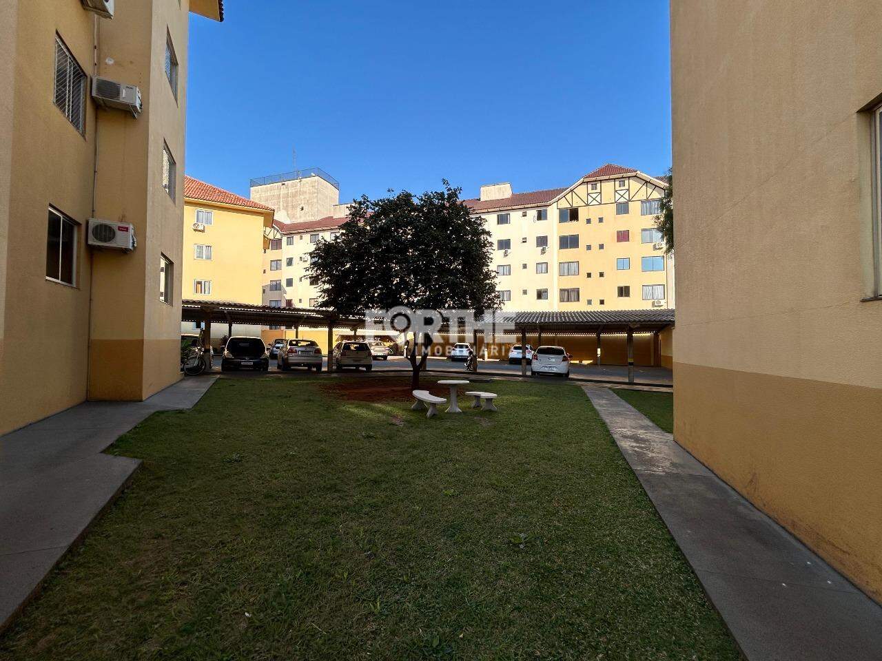 Apartamento para aluguel no Coqueiral: 