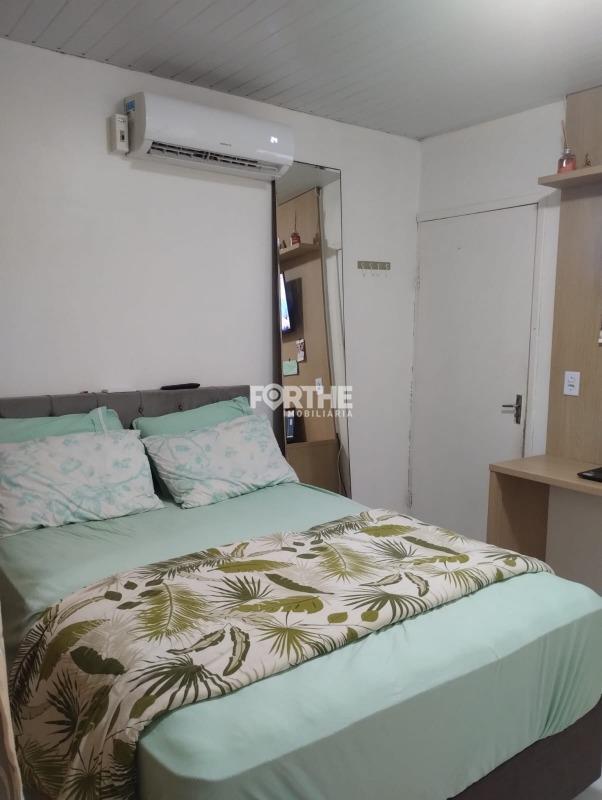 Casa à venda no Universitário: 