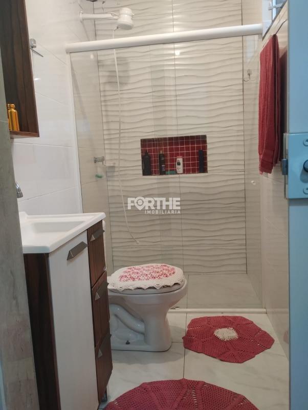 Casa à venda no Universitário: 