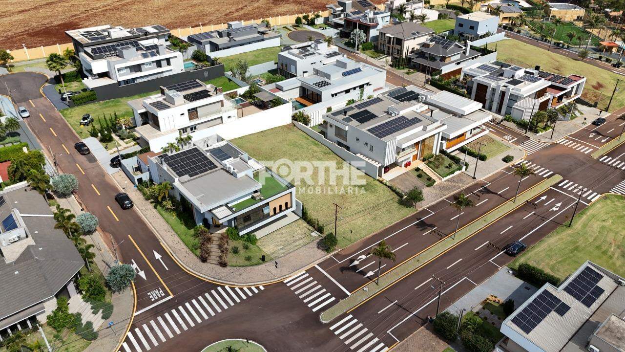 Terreno em condomínio à venda no FAG: 