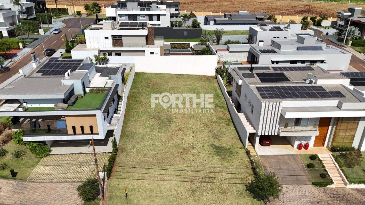 Terreno em condomínio à venda no FAG: 