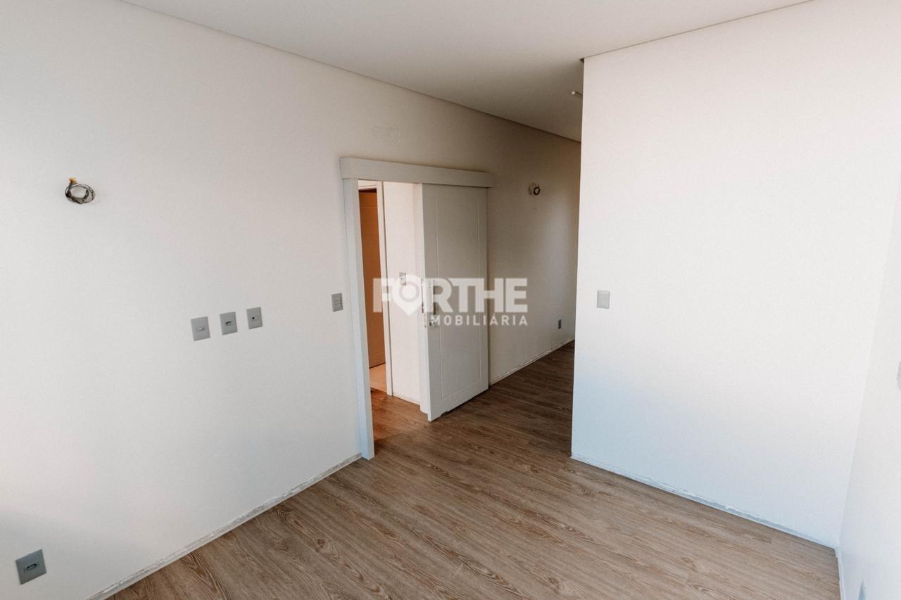 Sobrado em condomínio à venda no FAG: