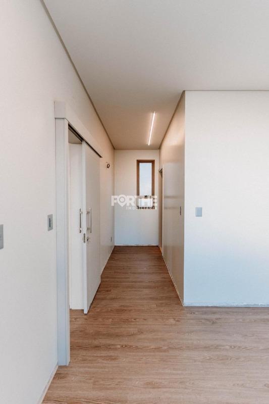 Sobrado em condomínio à venda no FAG: