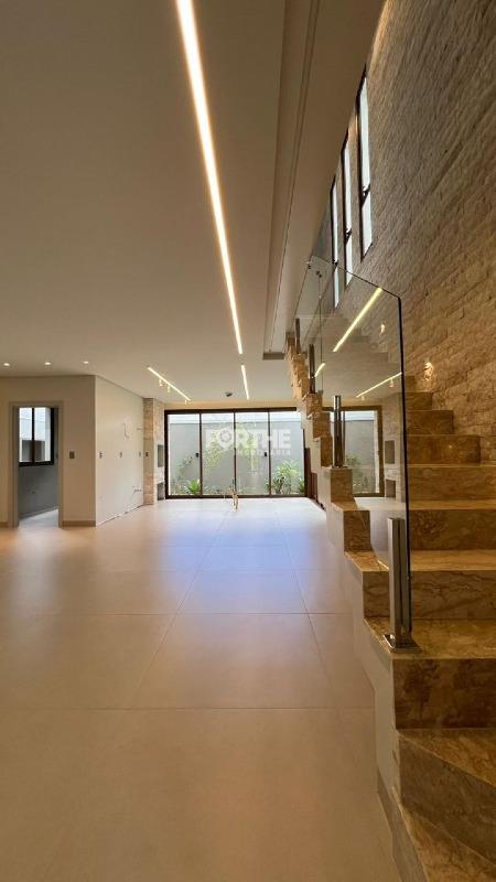 Sobrado em condomínio à venda no FAG: