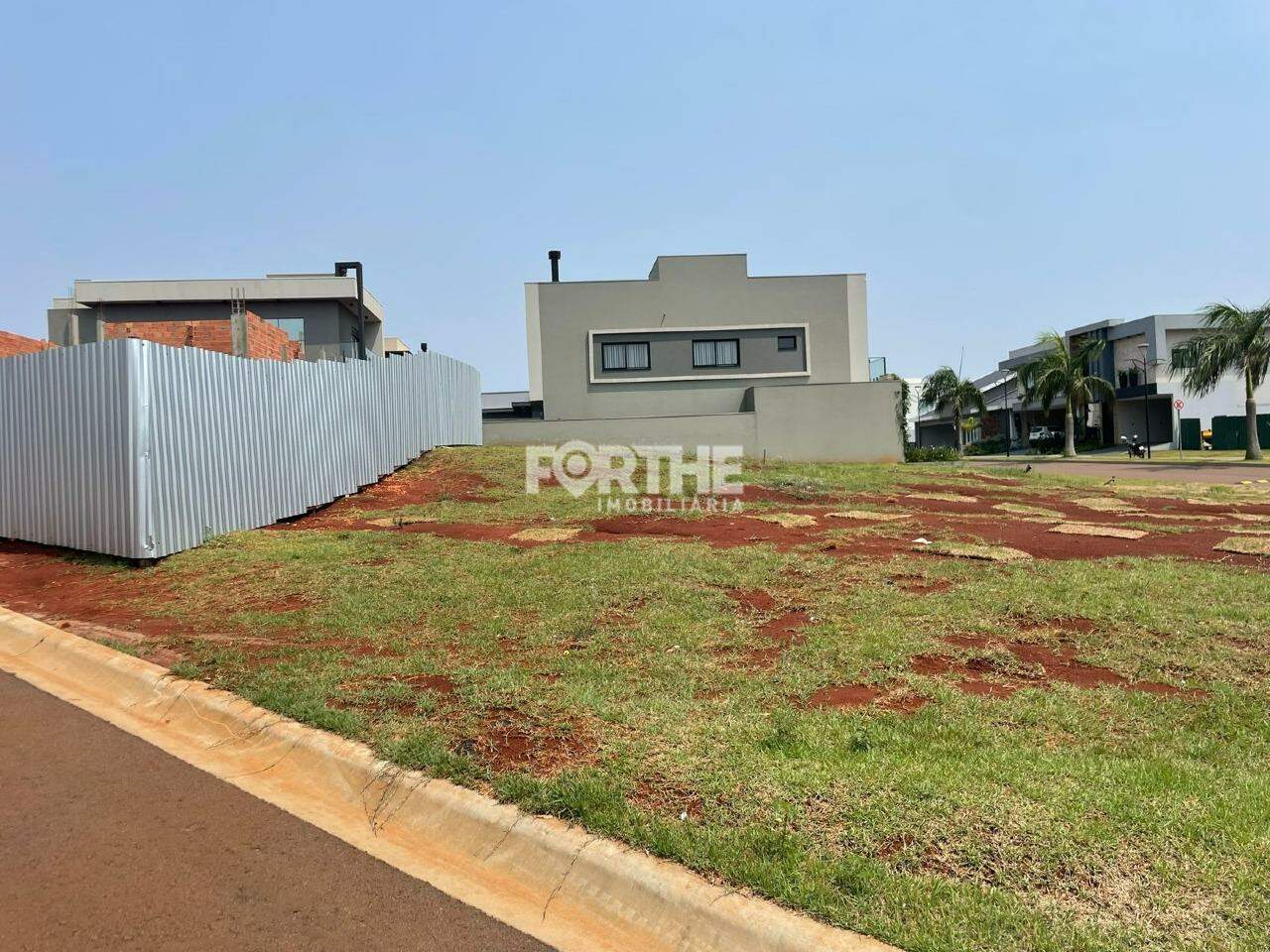 Terreno em condomínio à venda no Cancelli: 