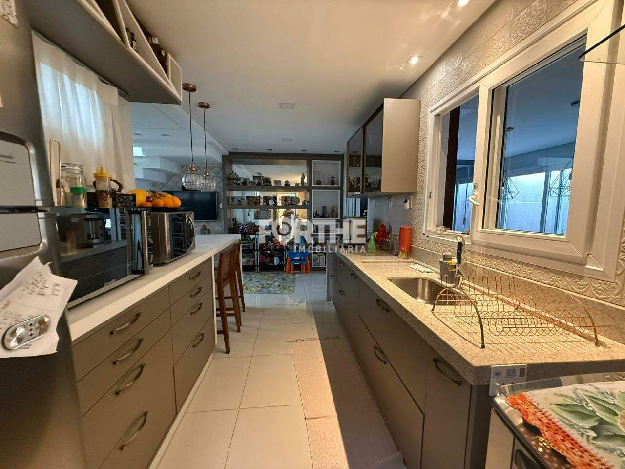 Sobrado em condomínio à venda no Alto Alegre: Cozinha