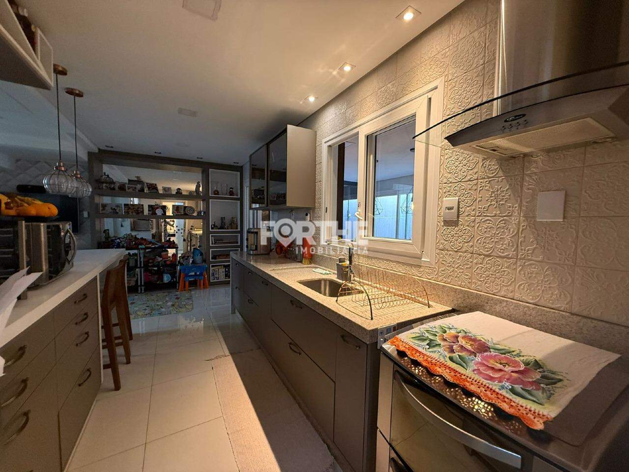 Sobrado em condomínio à venda no Alto Alegre: Cozinha