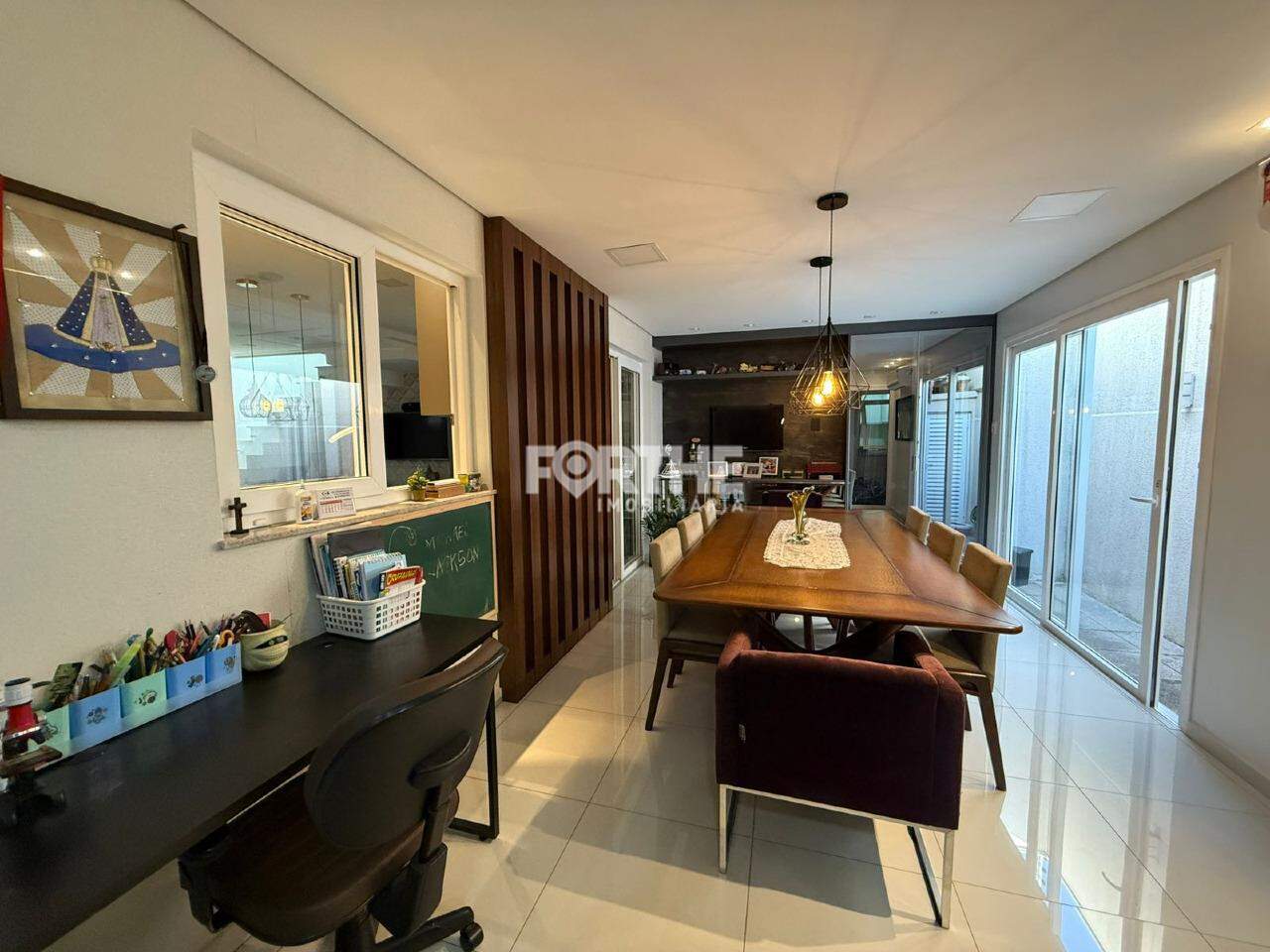 Sobrado em condomínio à venda no Alto Alegre: Sala de jantar