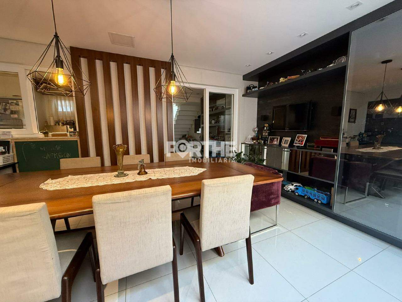 Sobrado em condomínio à venda no Alto Alegre: Sala de jantar