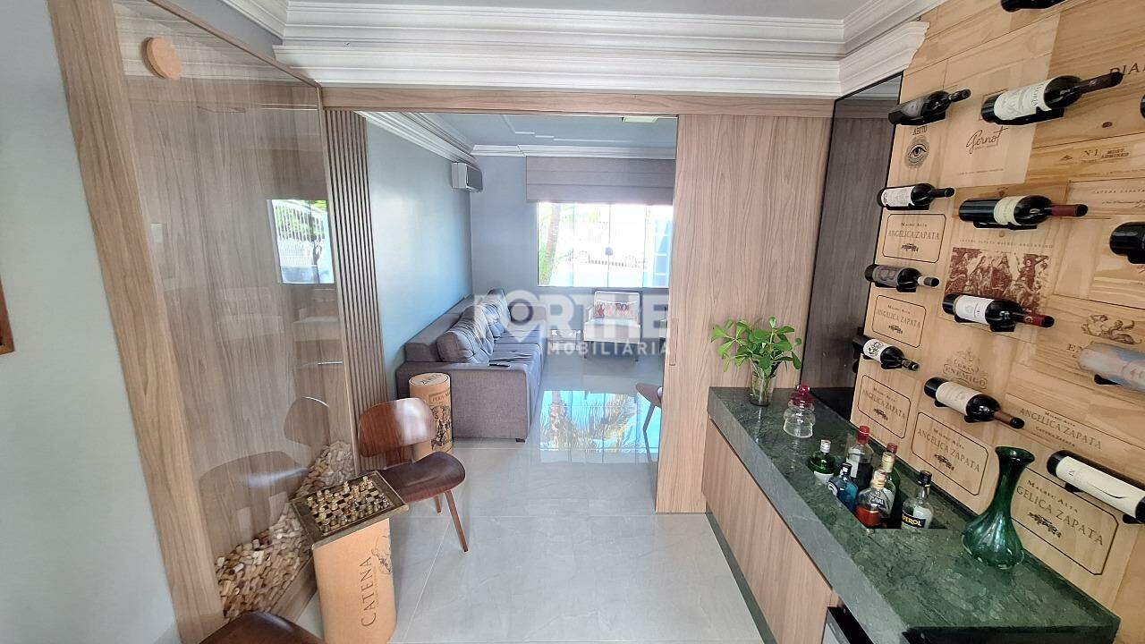 Sobrado à venda no Centro: 