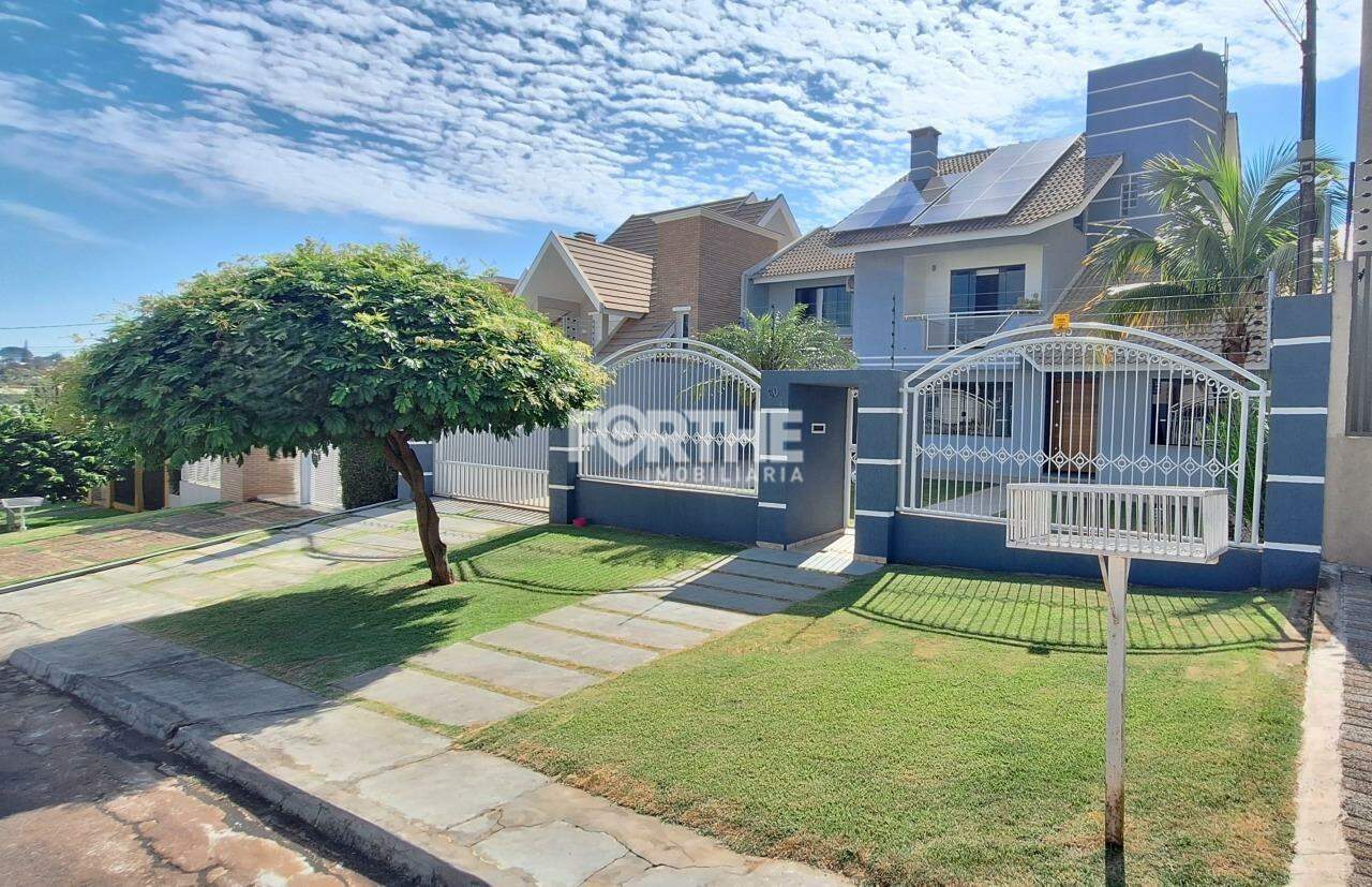 Sobrado à venda no Centro: 