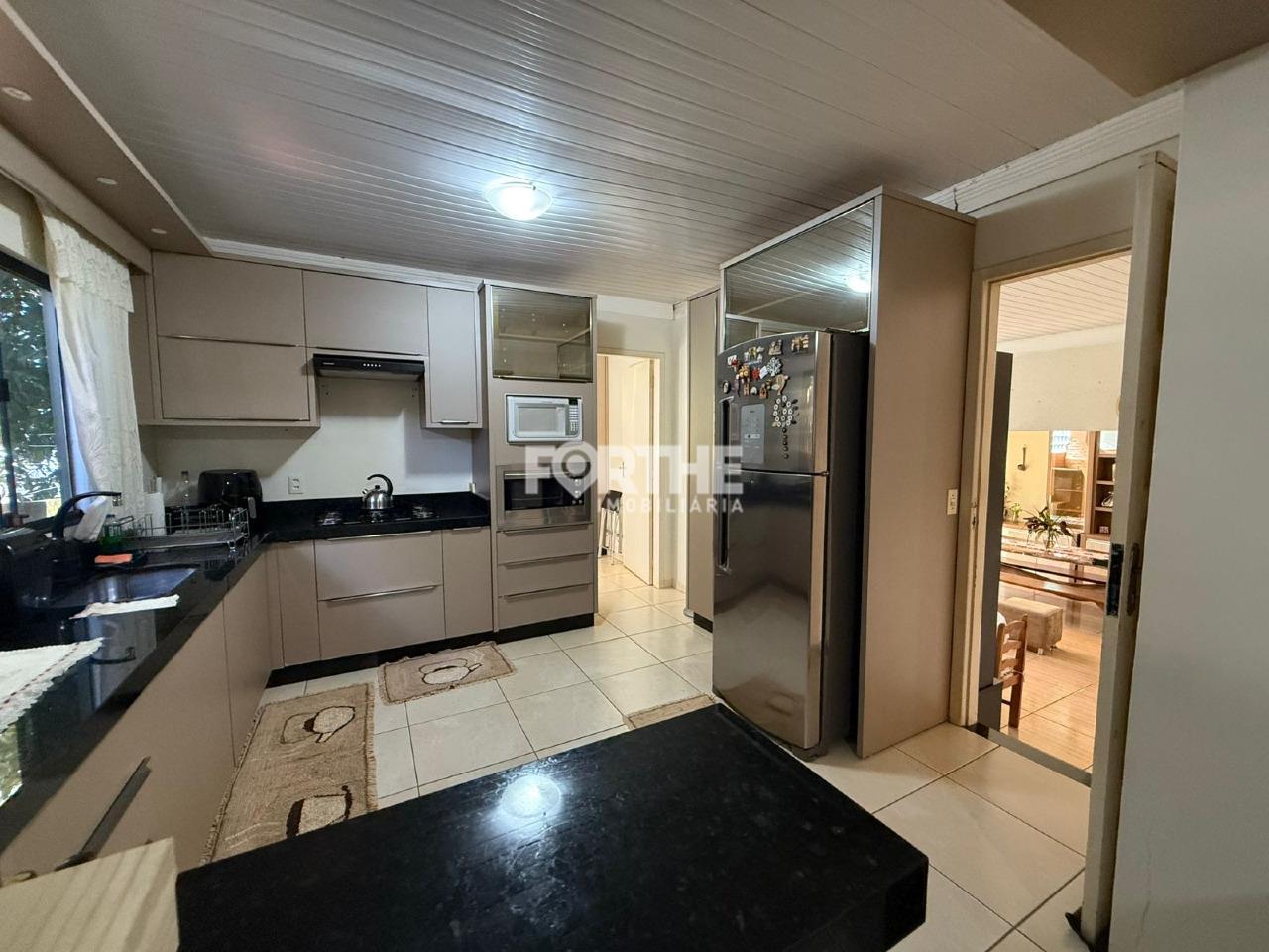 Casa à venda no Neva: Cozinha