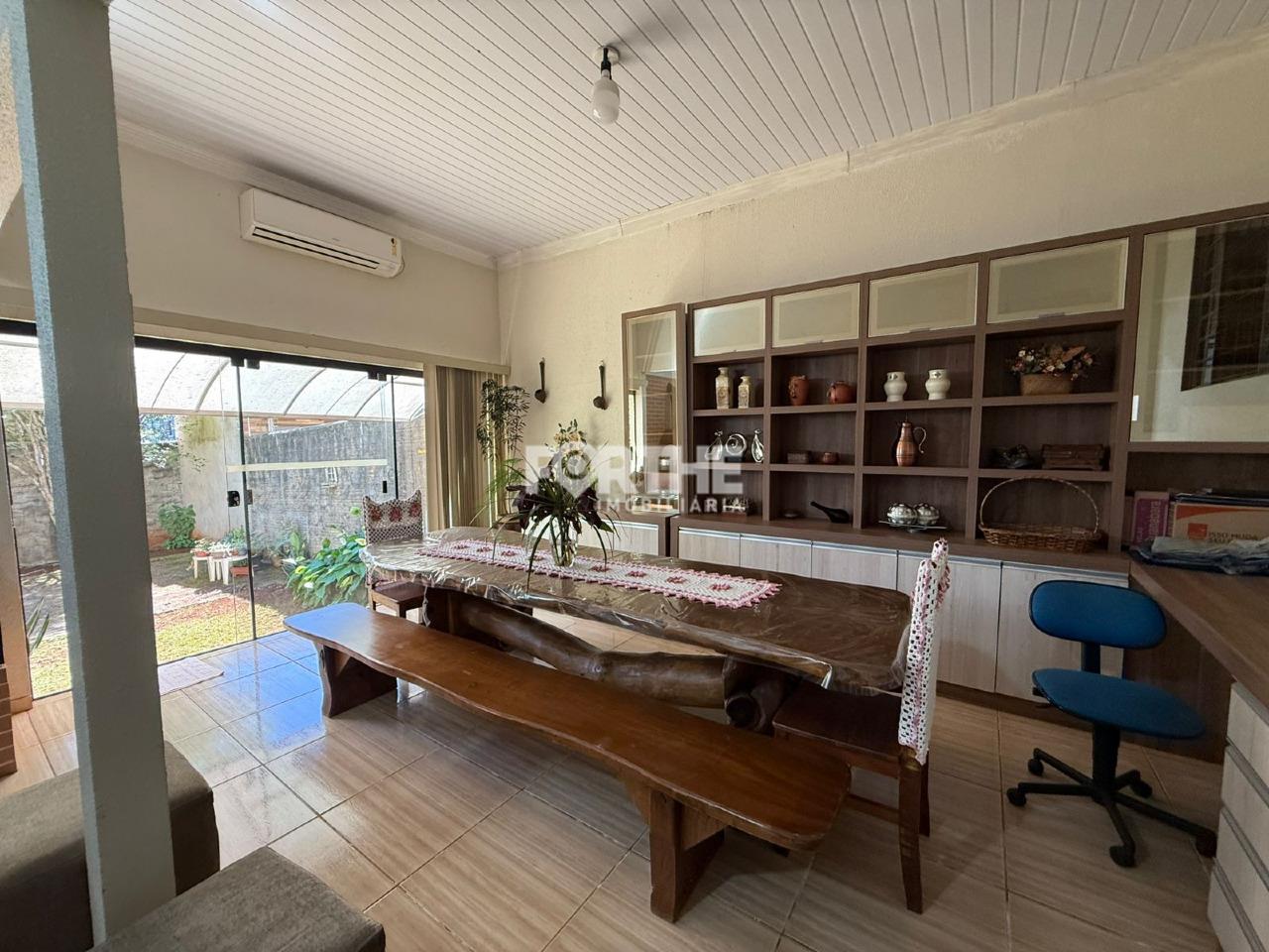 Casa à venda no Neva: Espaço gourmet