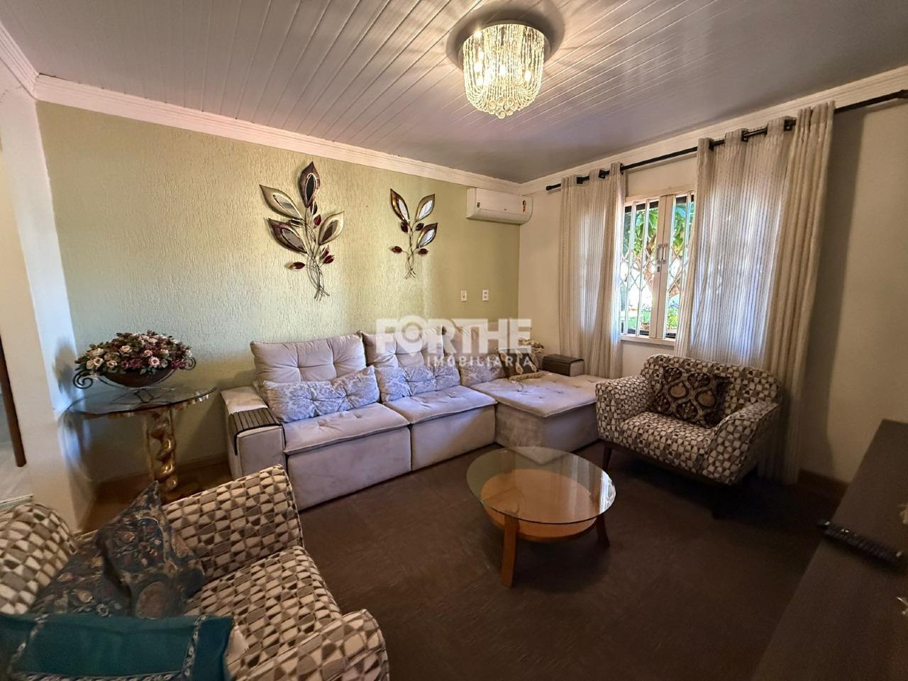 Casa à venda no Neva: Sala de estar