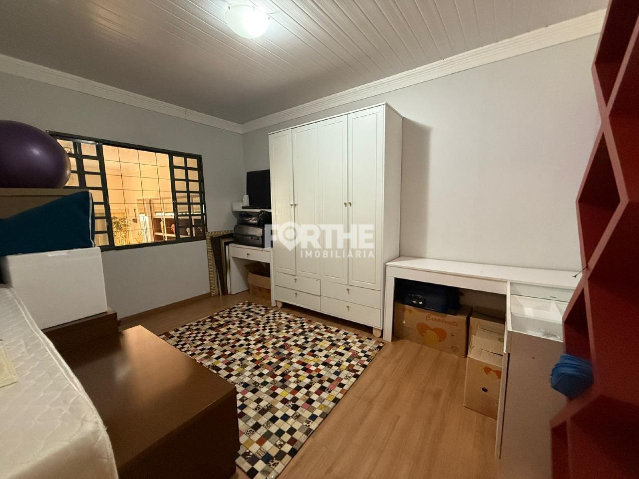 Casa à venda no Neva: Quarto 2 