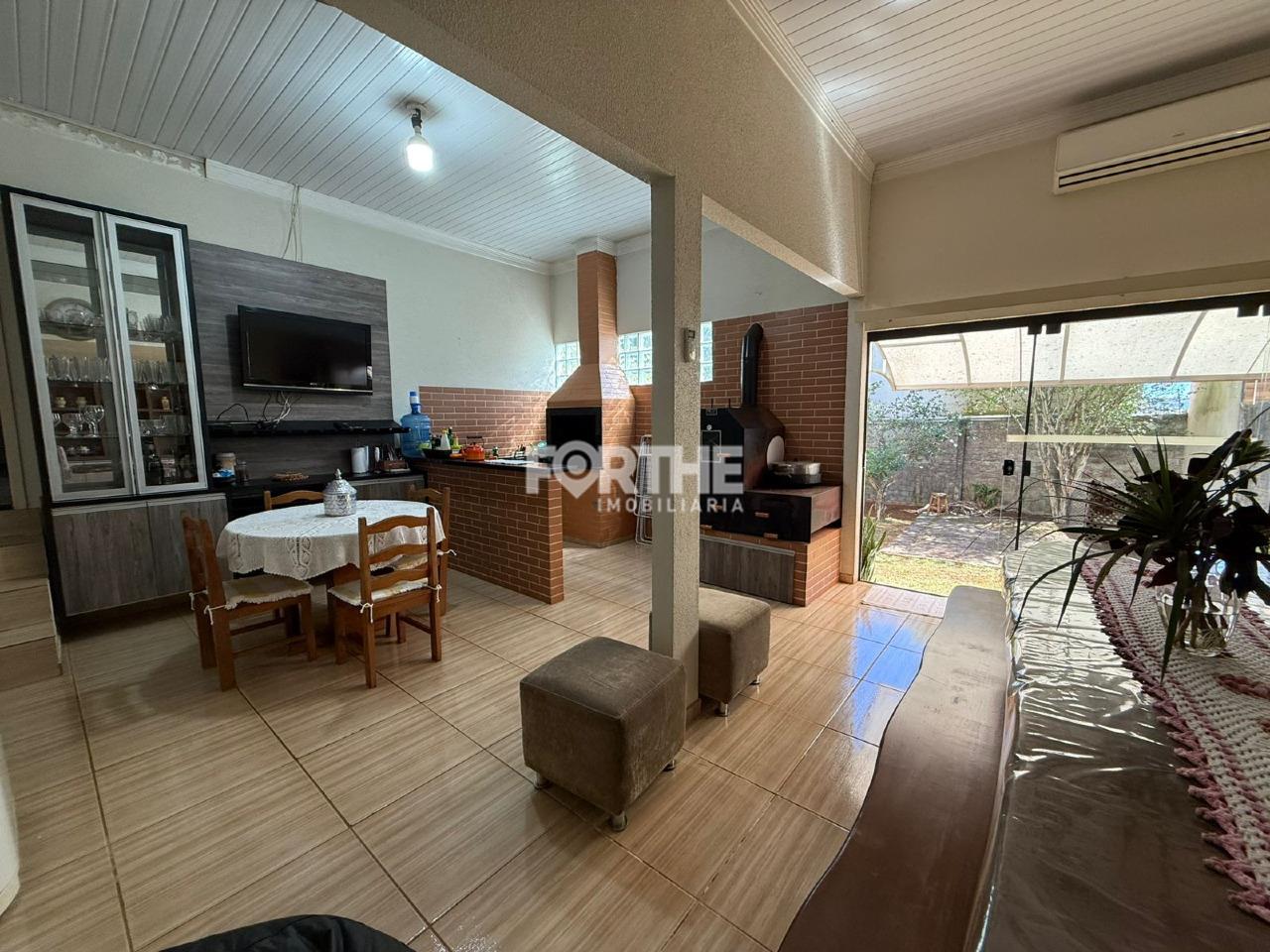 Casa à venda no Neva: Espaço gourmet