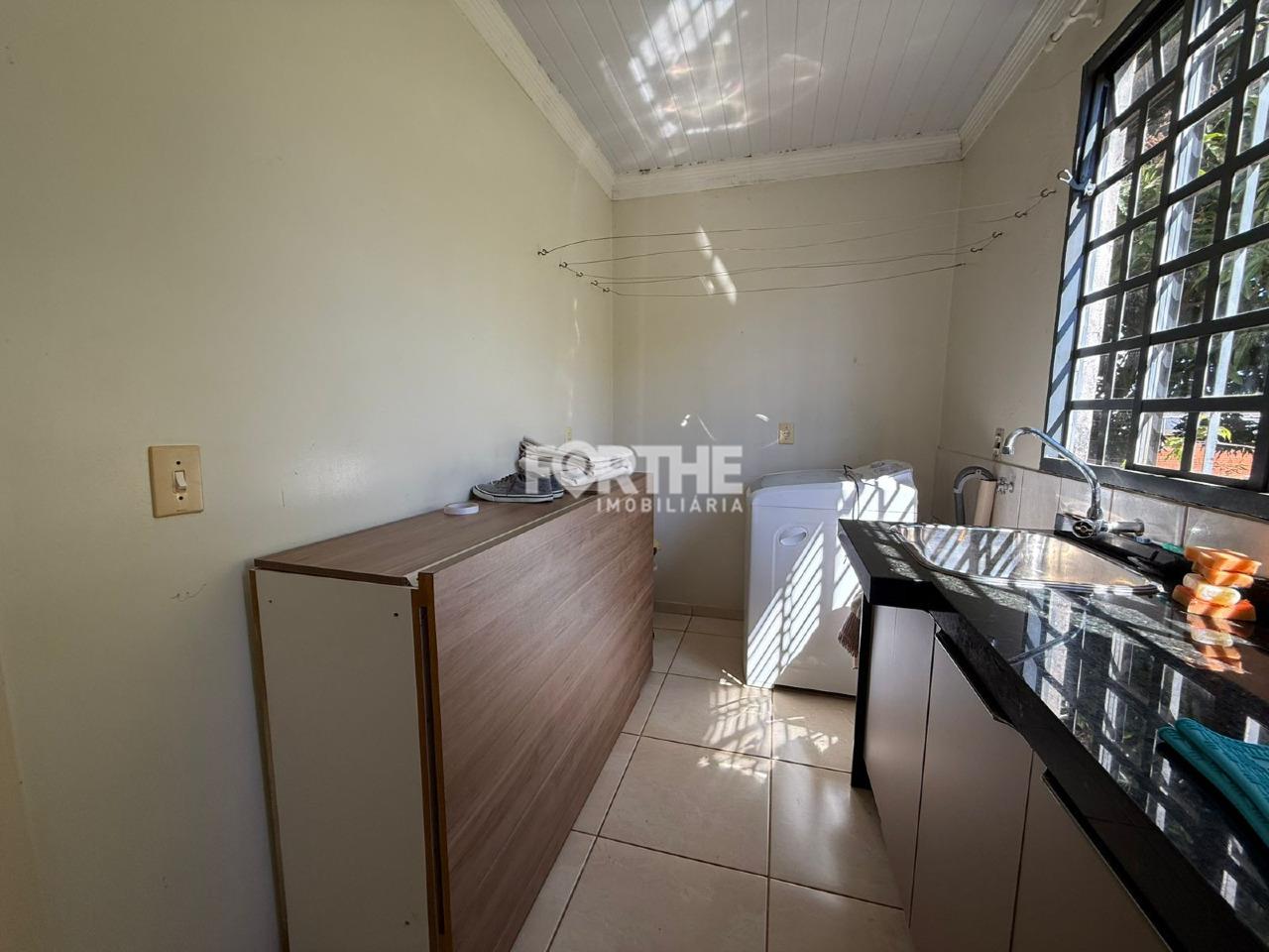 Casa à venda no Neva: Área de serviço