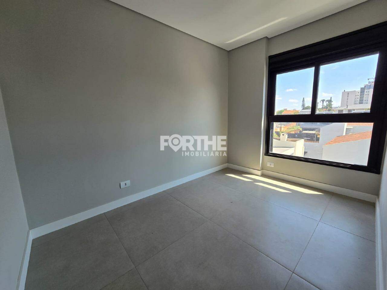 Apartamento à venda no Neva: 