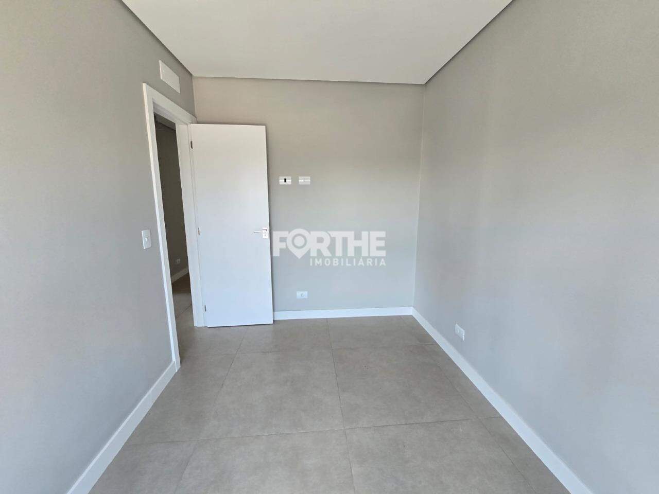 Apartamento à venda no Neva: 