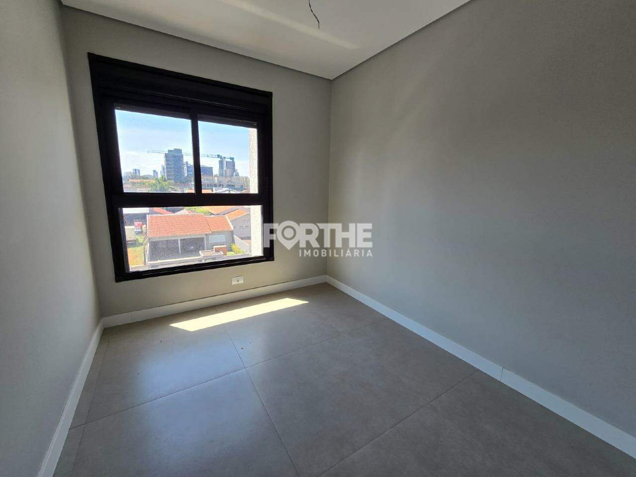 Apartamento à venda no Neva: 