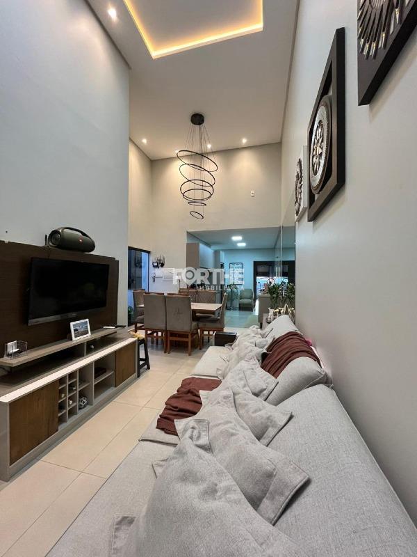 Casa à venda no Esmeralda: 