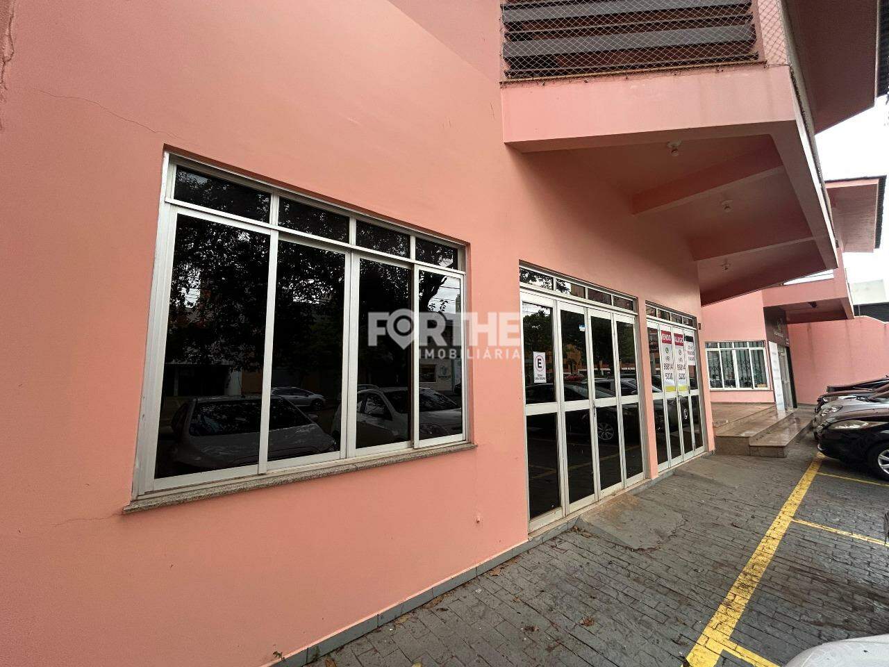 Sala comercial à venda no Centro: 