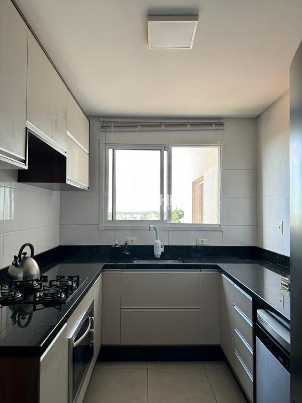 Apartamento à venda no Coqueiral: 