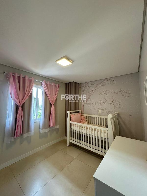 Apartamento à venda no Coqueiral: 