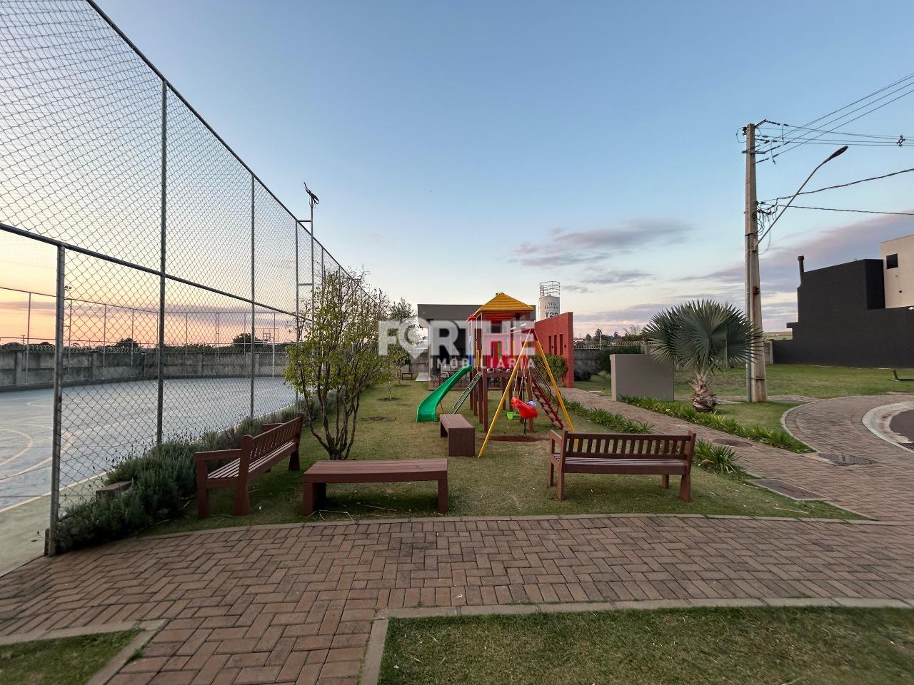 Sobrado em condomínio à venda no Cancelli: 