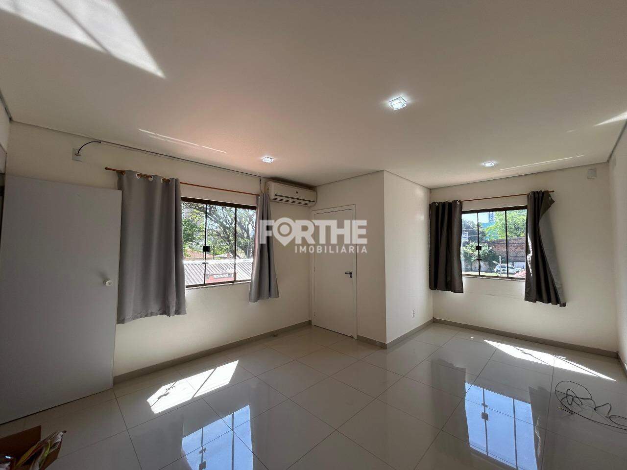 Sala para aluguel no Centro: