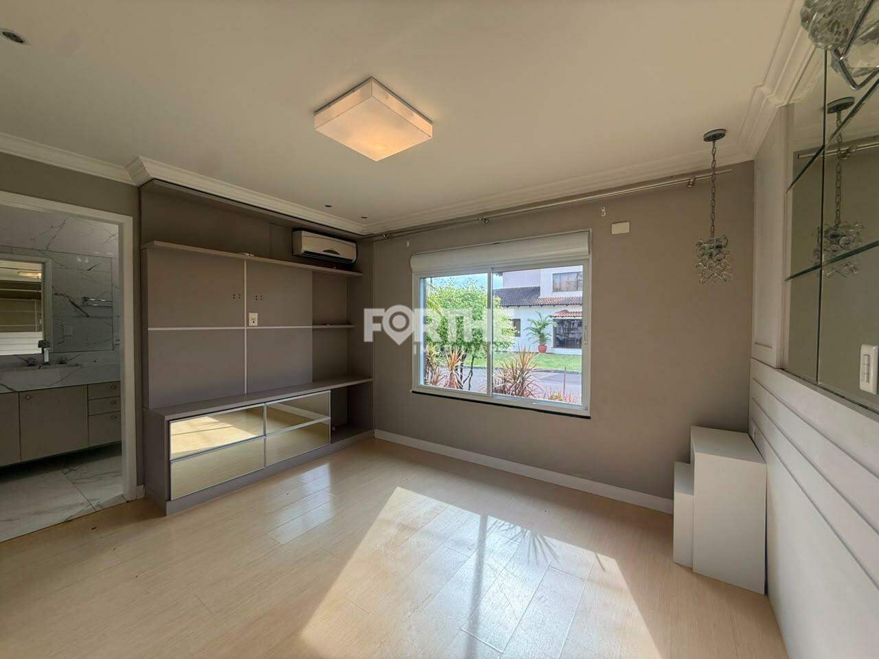 Casa em Condomínio à venda no Parque Verde: 