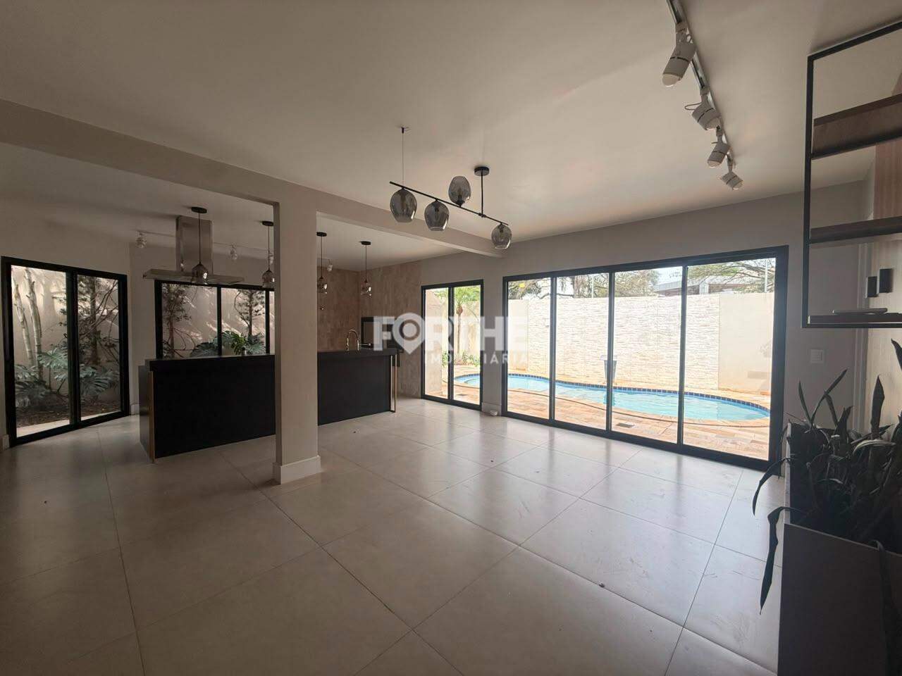 Casa em Condomínio à venda no Parque Verde: 