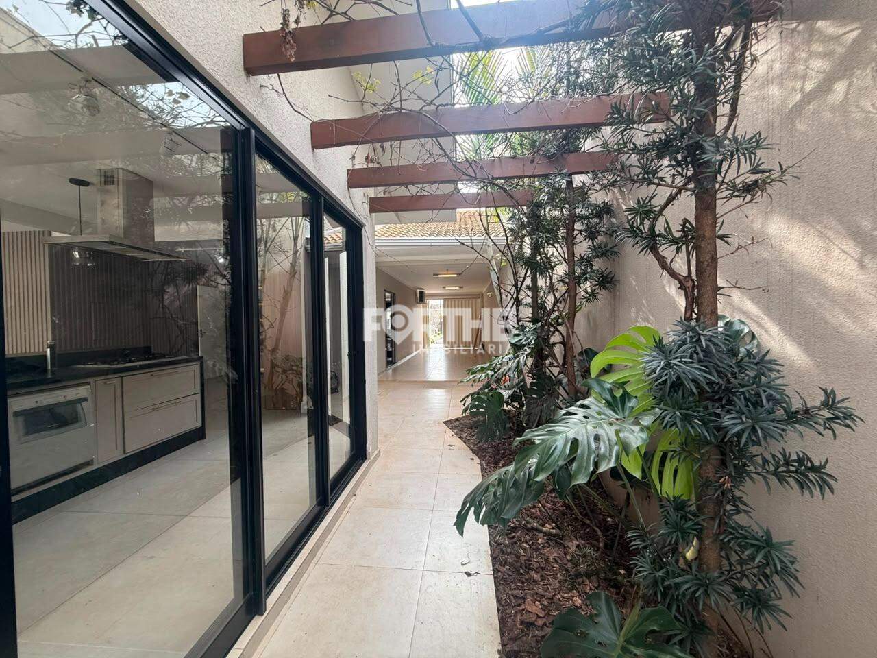 Casa em Condomínio à venda no Parque Verde: 