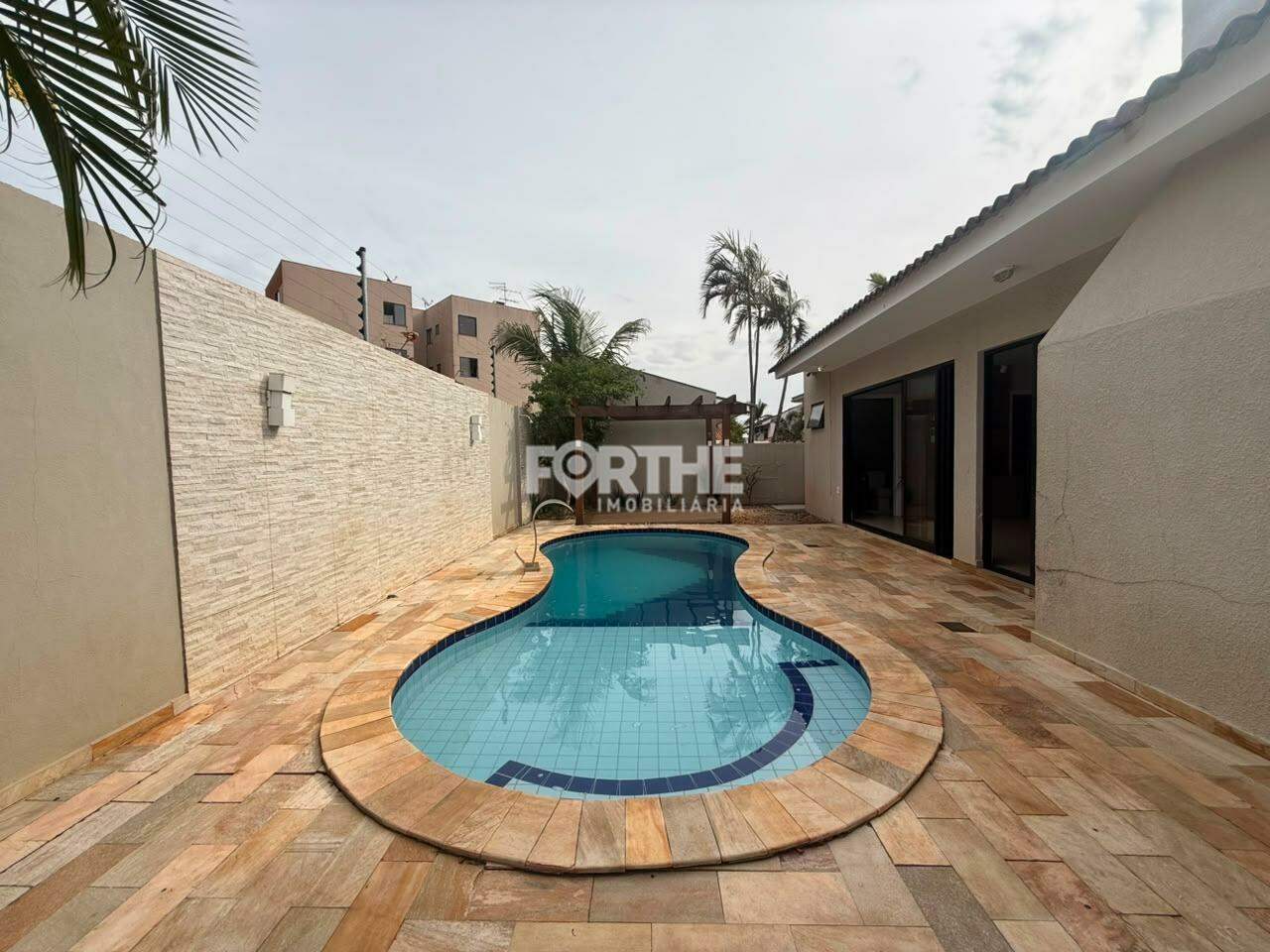 Casa em Condomínio à venda no Parque Verde: 