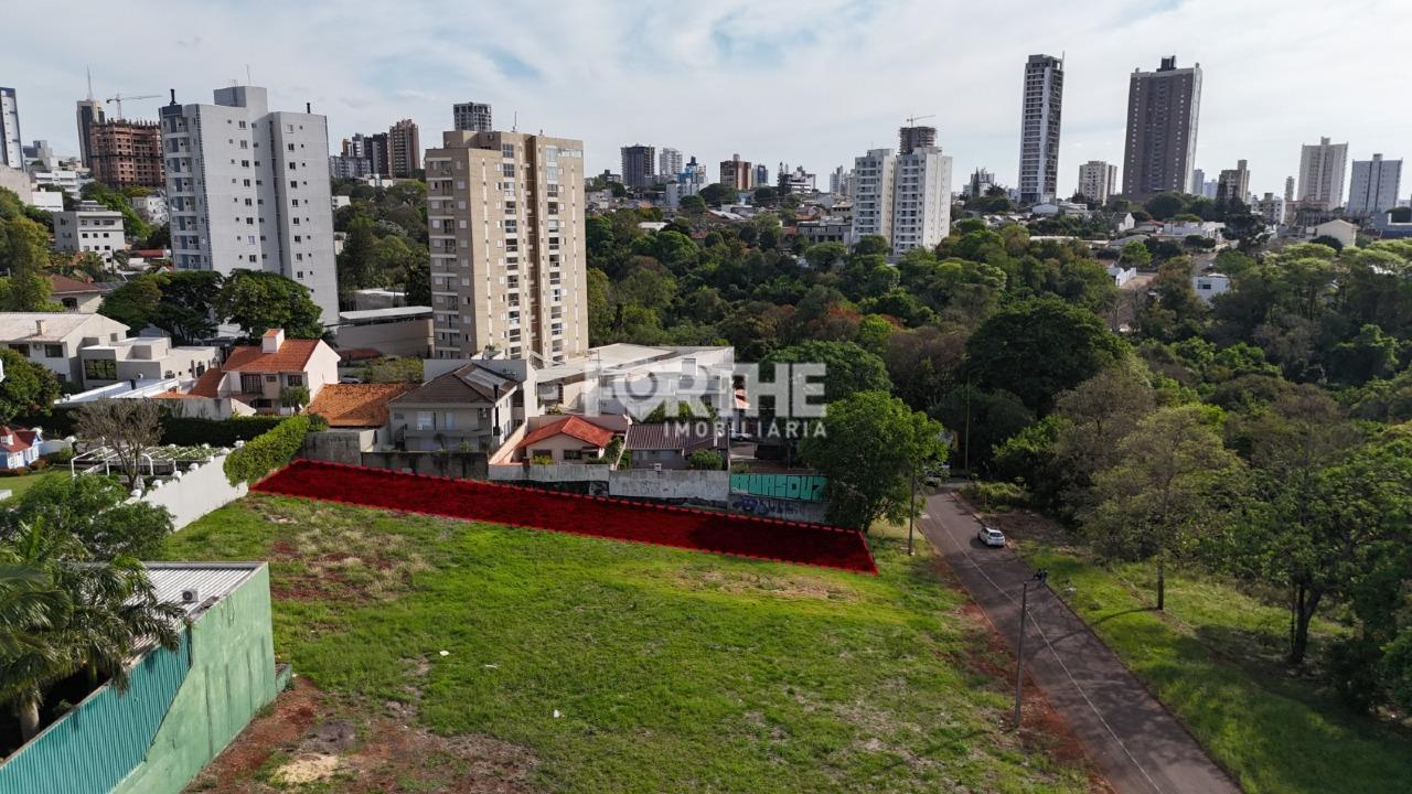 Terreno à venda no Country: 