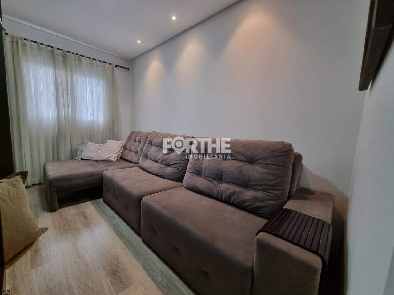 Apartamento à venda no Maria Luiza: 