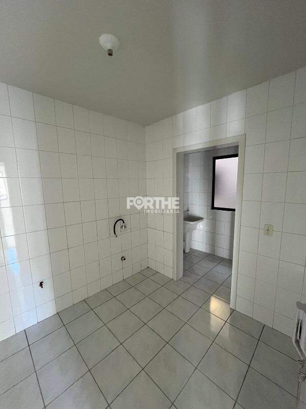 Apartamento à venda no Recanto Tropical: