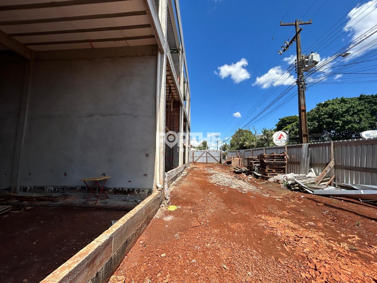Sala comercial para aluguel no Maria Luiza: 