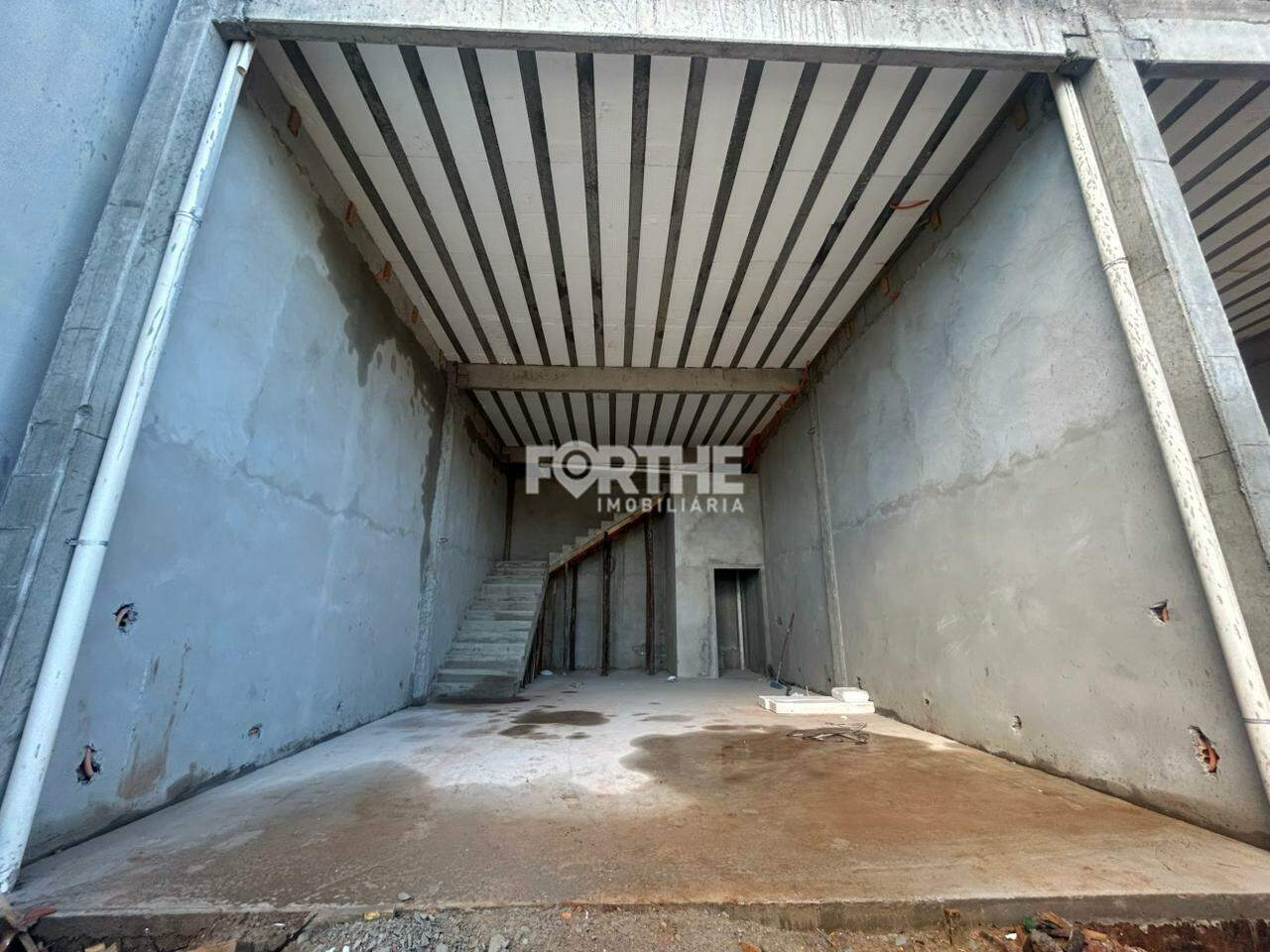 Sala comercial para aluguel no Maria Luiza: 