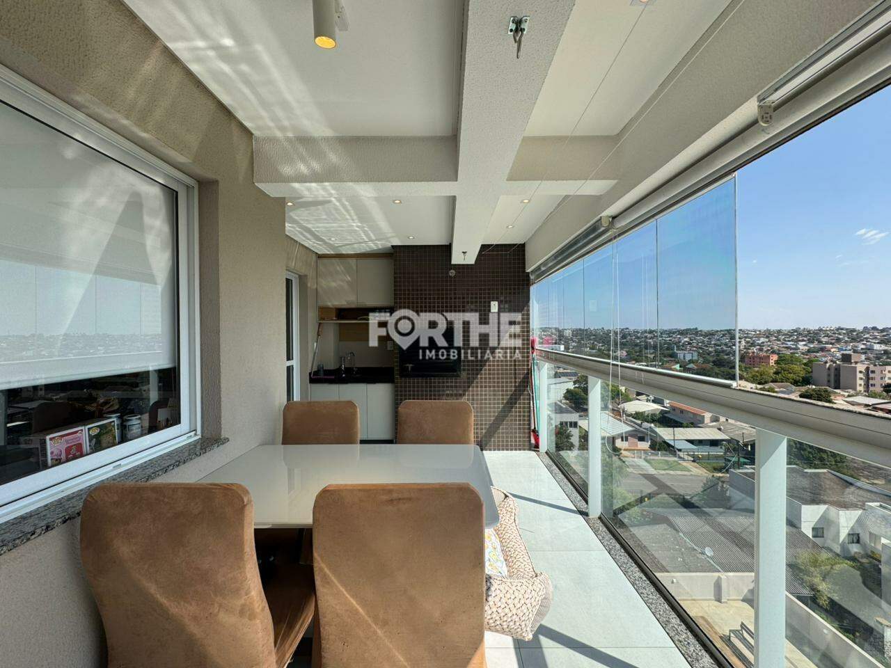 Apartamento à venda no Coqueiral: 