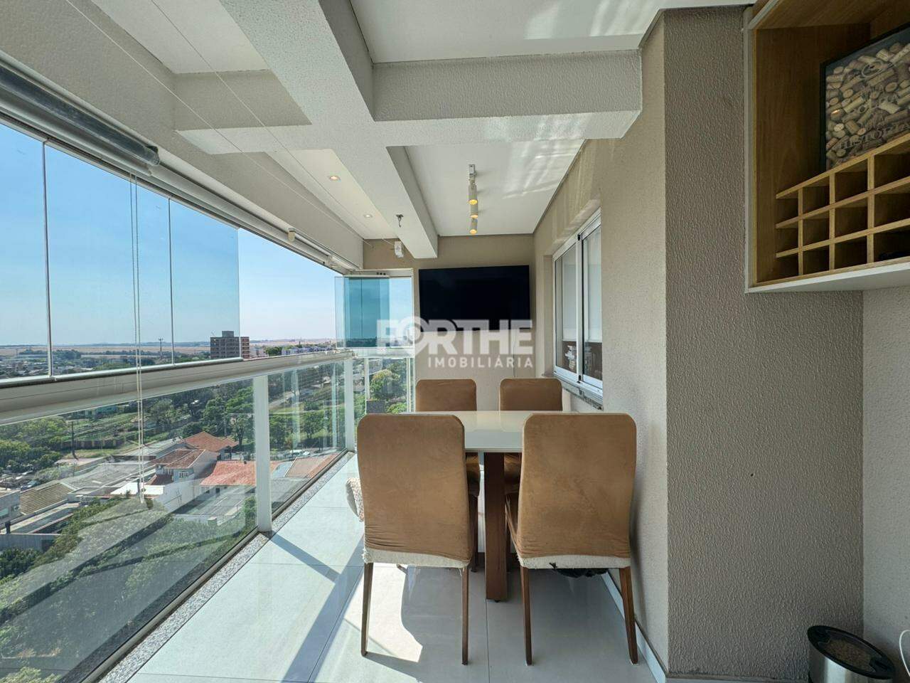 Apartamento à venda no Coqueiral: 