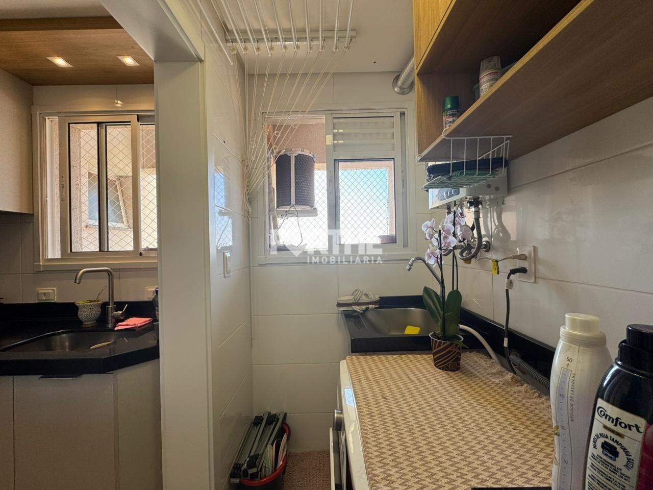 Apartamento à venda no Coqueiral: 