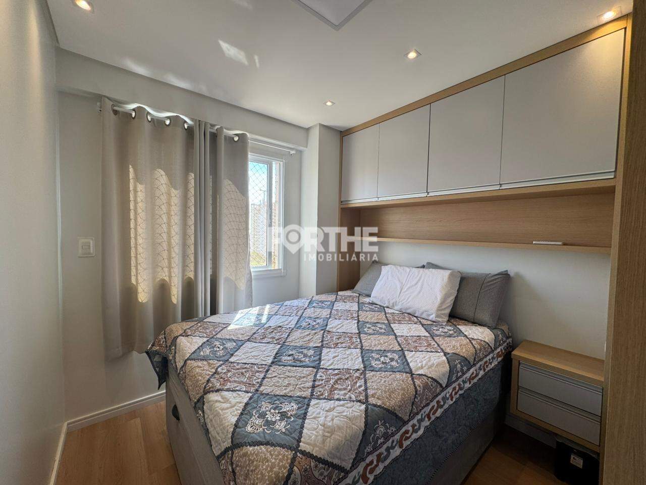 Apartamento à venda no Coqueiral: 