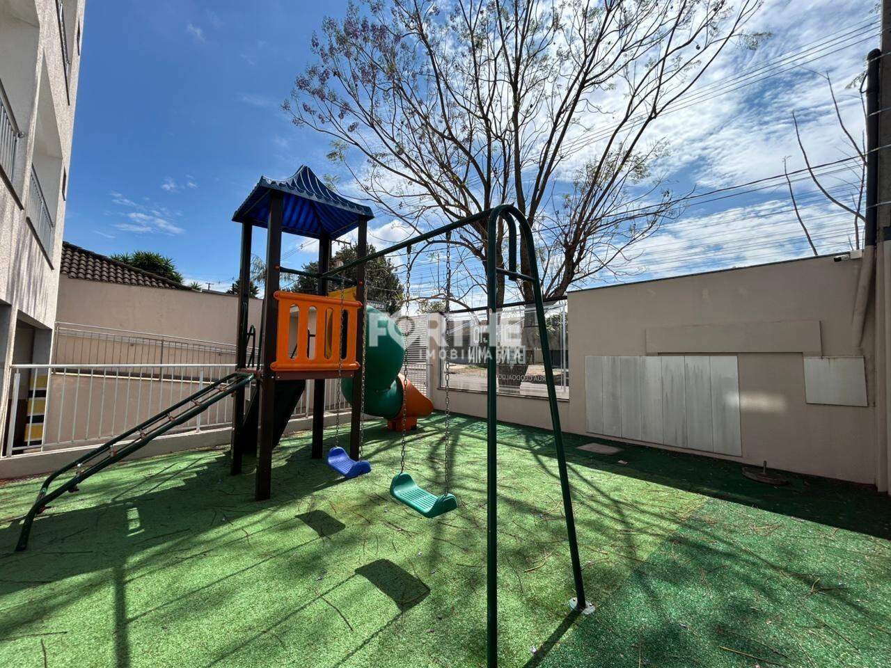Apartamento para aluguel no Santa Felicidade: 