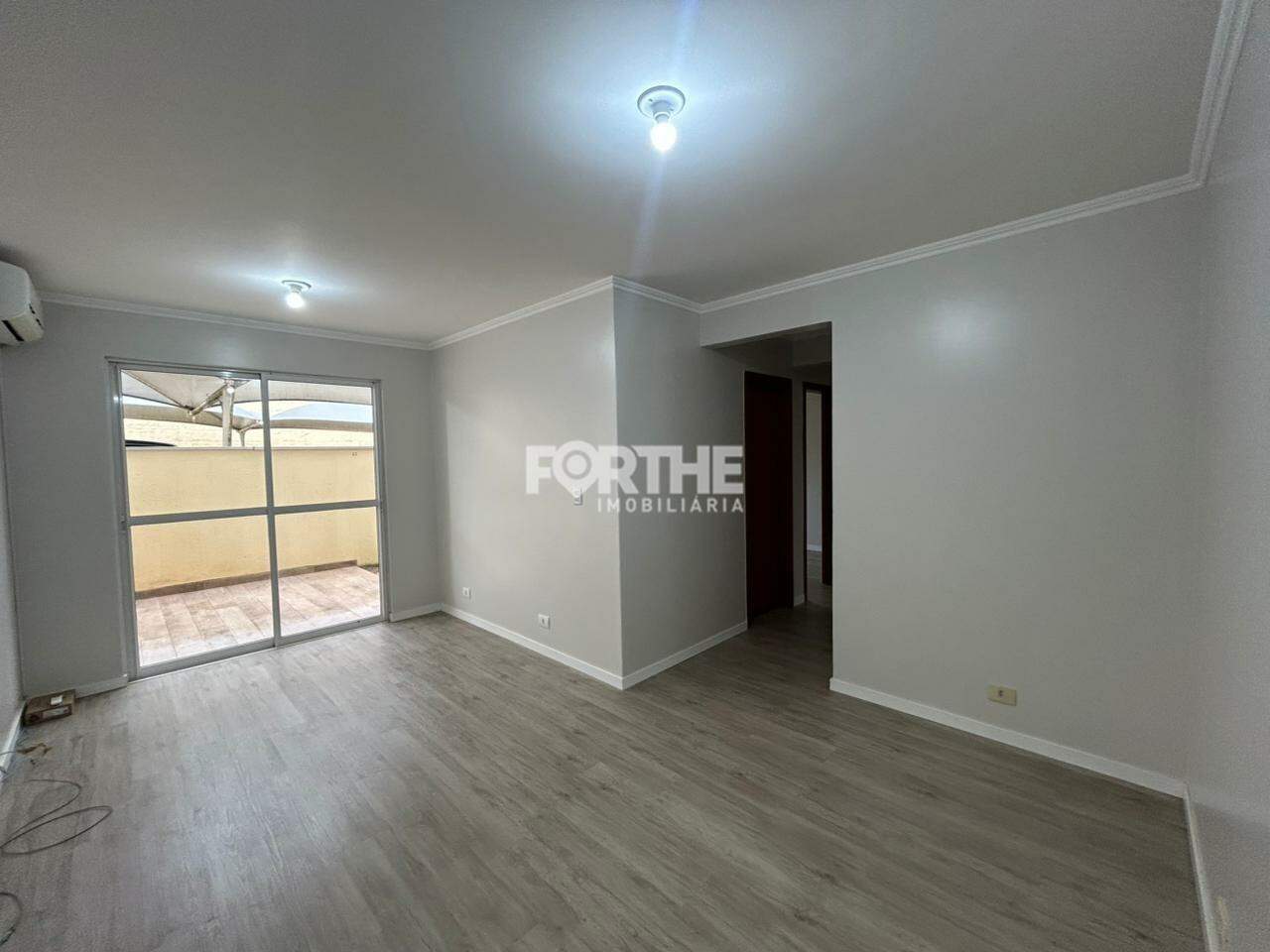 Apartamento para aluguel no Country: