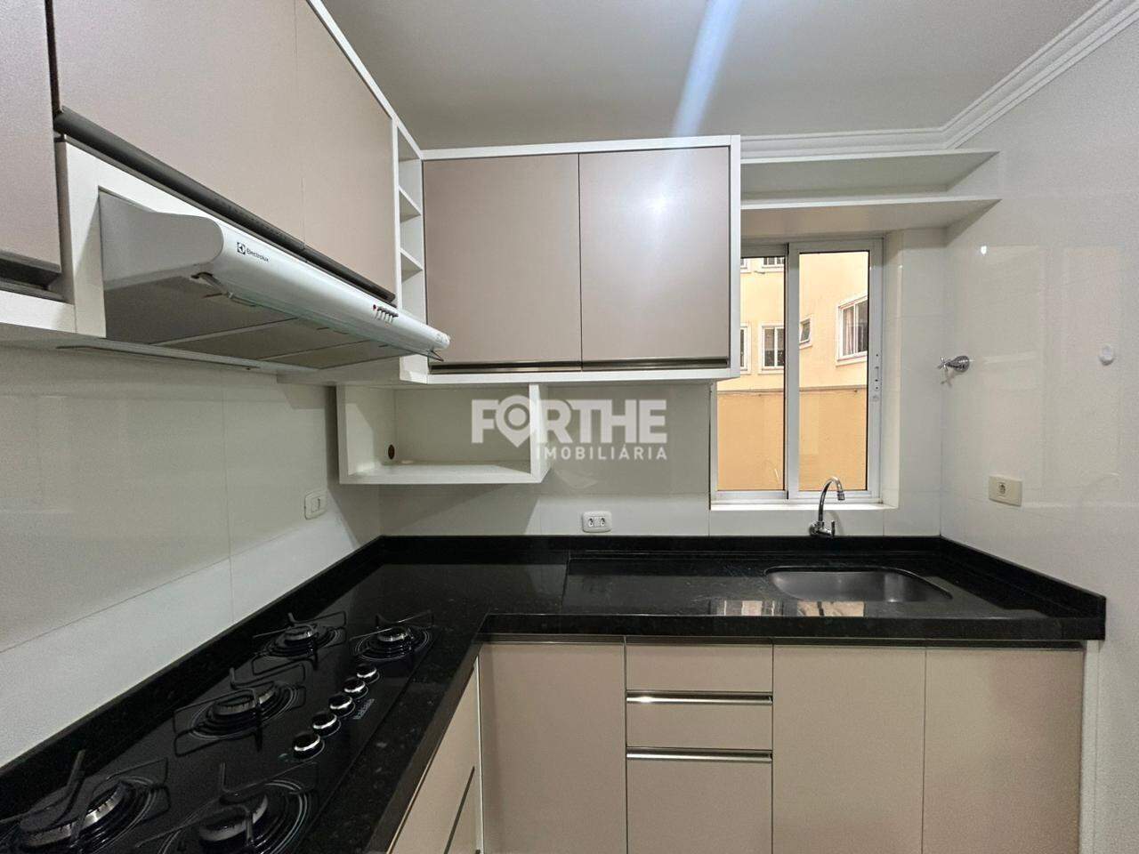 Apartamento para aluguel no Country: 