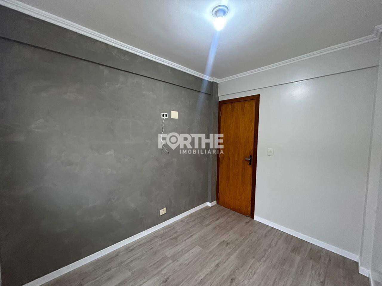 Apartamento para aluguel no Country: 