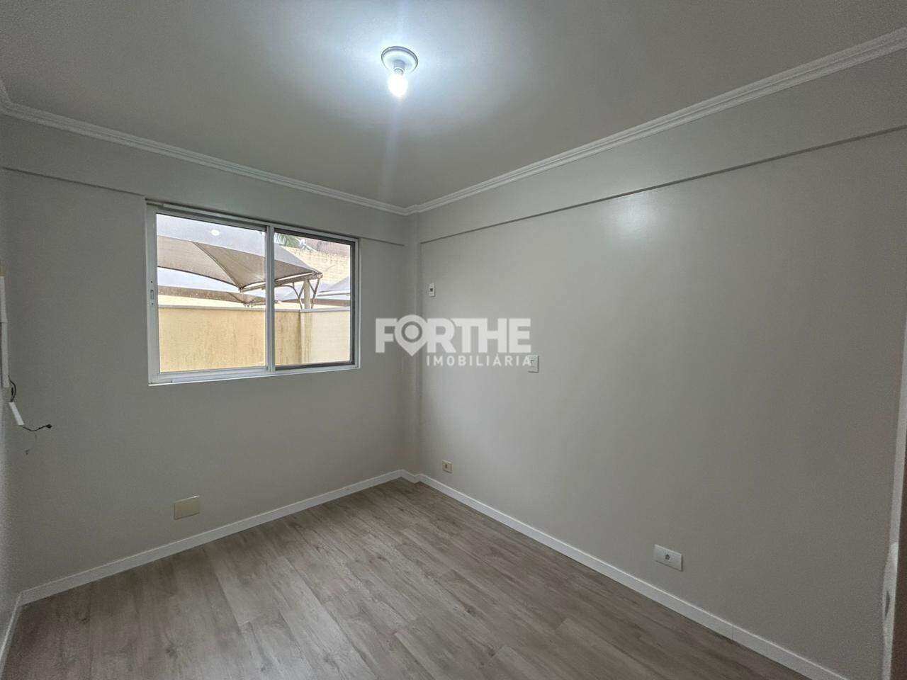 Apartamento para aluguel no Country: 