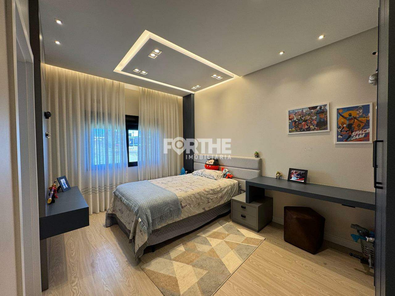 Sobrado em condomínio à venda no FAG: 