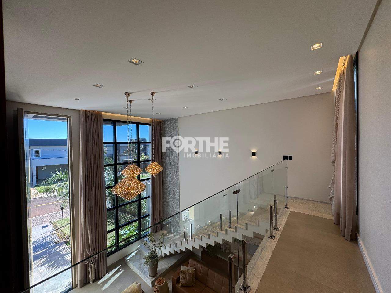 Sobrado em condomínio à venda no FAG: 